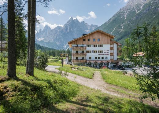 Hotel Dolomitenhof