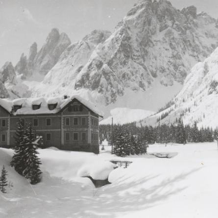 Der Dolomitenhof früher
