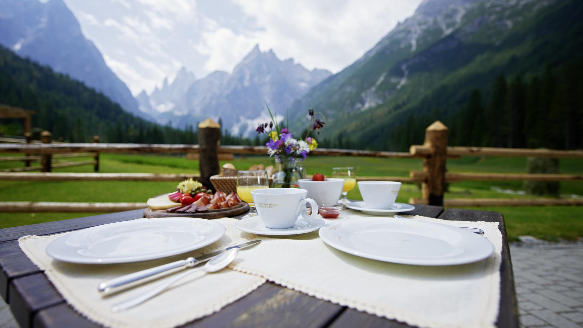 Frühstück auf der Terrasse