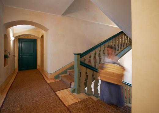 A maid in the Alte Post