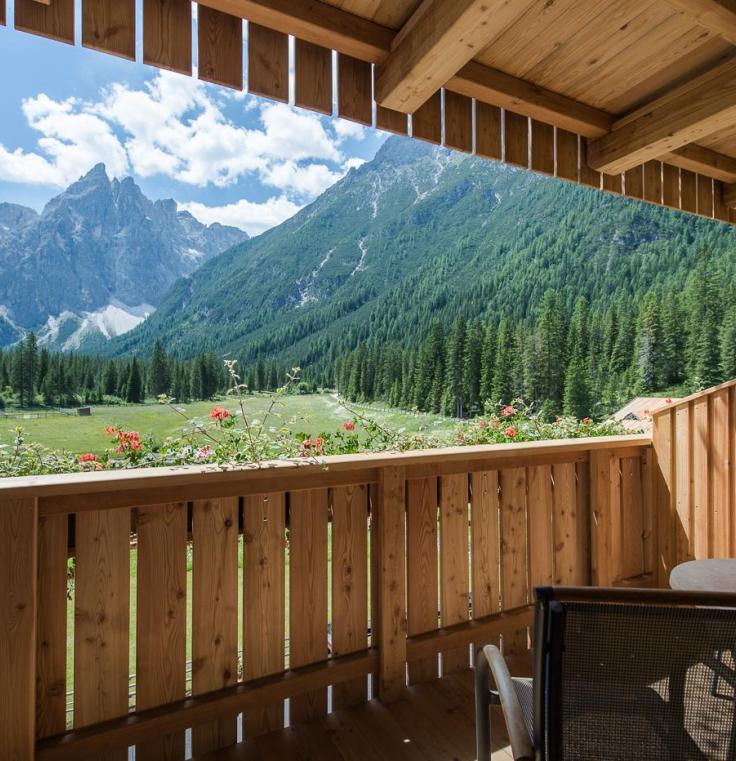 Der Balkon des Doppelzimmers Sepp Innerkofler Süd